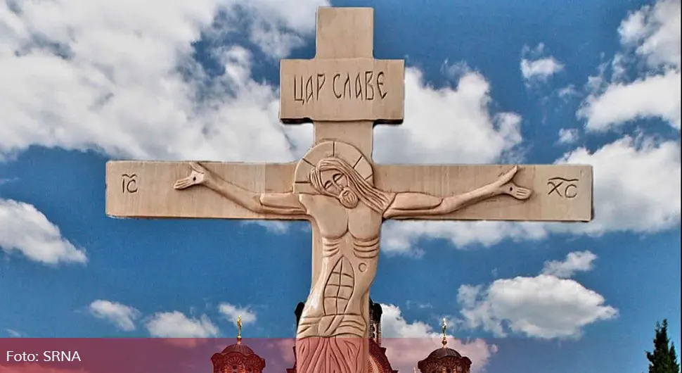 Крст ТБ.webp